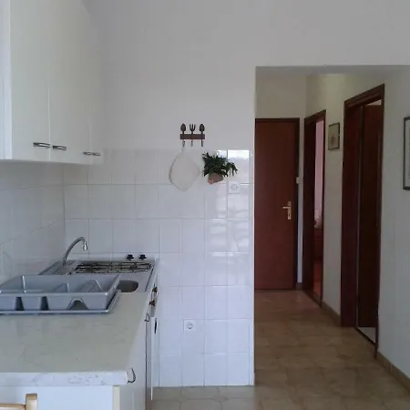 Elio Apartment